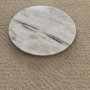 Marble lazy Susan, 12" across.